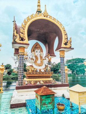Wat Plai Laem Tempel 5