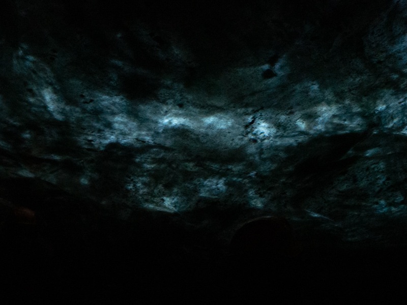Island Eishöhle dunkel